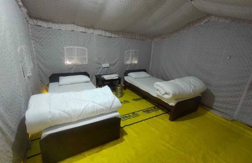Sitapur Hotel | Phulwari Resort: Guest Rated 10/10 with Breakfast Included