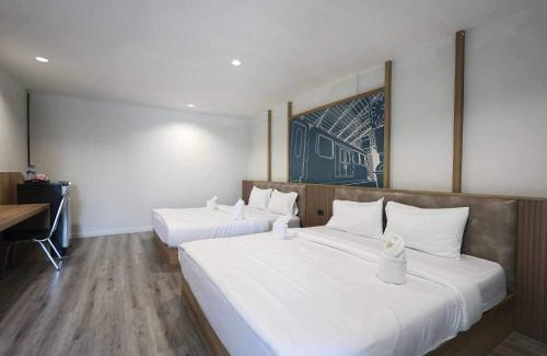 Tha Kham Hotel | Budget-Friendly Stay at NADPOB Station with Family Amenities