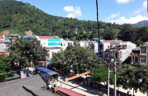 Bao Lac Hotel | Cozy Phuong Linh Hotel with Pet Friendly Amenities
