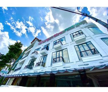 Sa Dec Hotel | Budget-Friendly Phuong Nam Sa Đec Hotel with Family Amenities