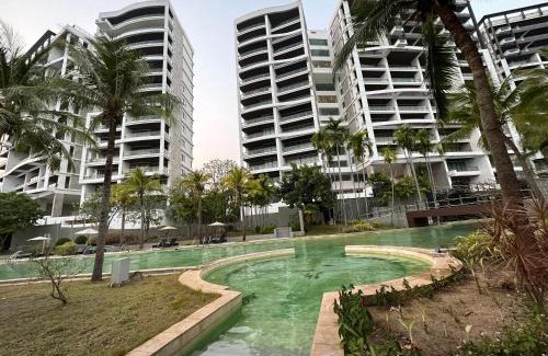 Chakphong Apartment | Seaside Relaxation at Phupha Rayong by Gift - 4 Star Stay