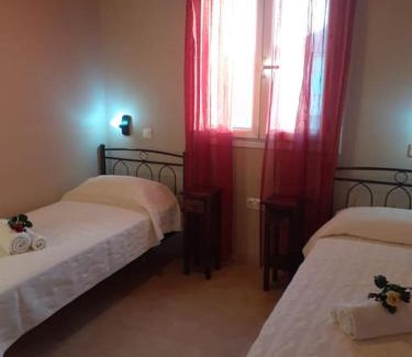 Kakovatos House | Exceptional Phyllida Guest House - Rated 10/10 by Guests