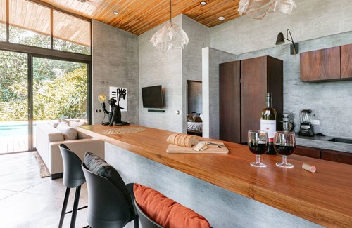 Pavones Villa | Discover Piña Hills: Surf, Pool & Fast WiFi Awaits