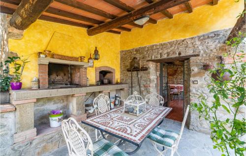 Molin Bianco-pian D'uscianom House | Pet-Friendly Retreat at Pian Dusciano 22 for Families