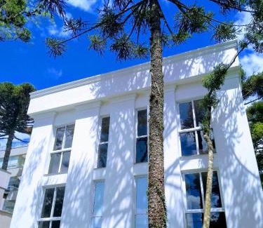 Sao Francisco de Paula Apartment | Family-Friendly Getaway at Piavi Residencial - Rated 9/10