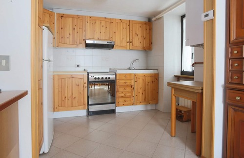 Centro Valle Intelvi Apartment | Discover Piazza 25 Aprile: Family-Friendly Getaway