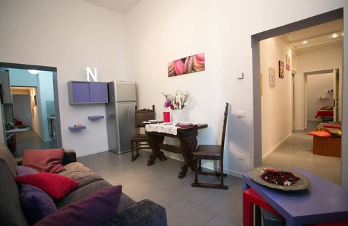 Sallustiano Apartment | Explore Rome: Piazza di Spagna & Colosseo Steps Away!