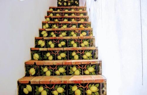 Anacapri House | Discover Piazza La Torre: Guest Rated 10/10 with Breakfast