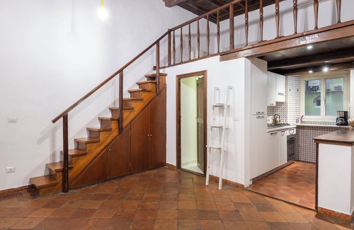Rione VI Parione Apartment | Piazza Navona Charming Large Apartment