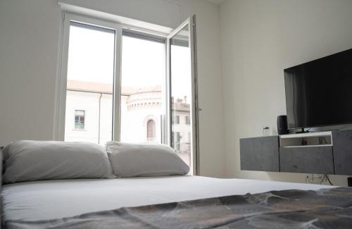 Lecco Apartment | Discover Piazza XX Settembre: Heart of the City Experience