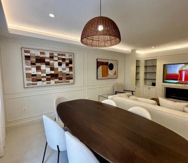 Marbella City Centre Apartment | Picasso 2 Royale