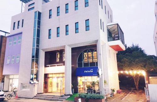 Mokpo House | Discover Picasso Guesthouse: Family-Friendly Retreat