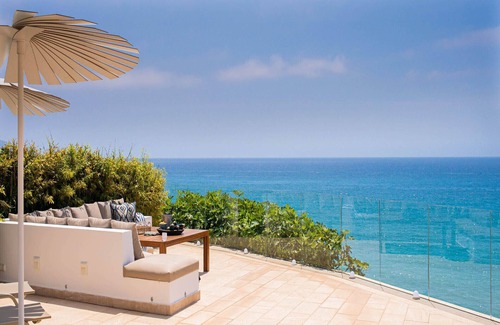Nerja City Centre Apartment | Elegant Nerja Penthouse with Jacuzzi by Solaga - 10/10 Rated
