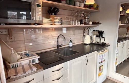 Valløby Bed & Breakfast | Delightful Piccobello Bed & Breakfast with Ocean Views