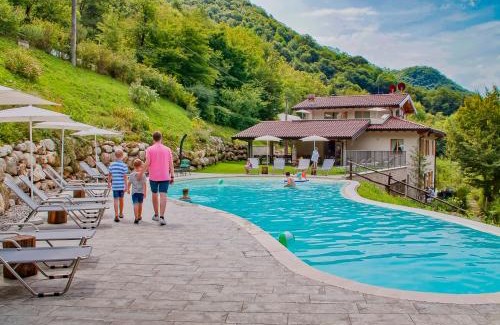 Vobarno Apartment | Discover Piccola Valle: Family-Friendly with Pool & Hot Tub
