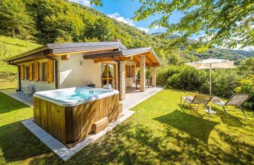 Vobarno Apartment | Discover Piccola Valle: Family-Friendly with Pool & Hot Tub