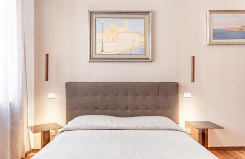 Venezia Nuova Apartment | Canal View Flat in Piccola Venezia - Family Friendly Stay