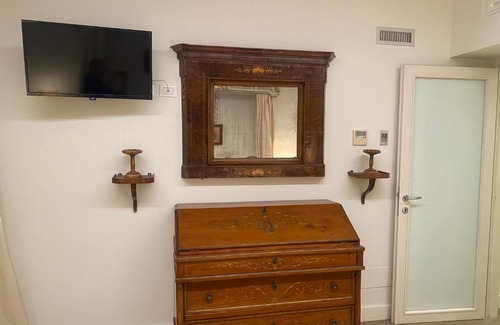 Brescia Apartment | Discover Piccolo Borgo Antico: Child-Friendly Retreat