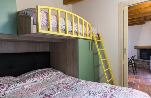 Ponte di Legno Apartment | Charming Piccolo Chalet: Pet-Friendly Getaway Rated 9.1