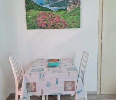 Comero Apartment | Cozy Studio Stay in Verbania - Rated 8.6/10 by Guests