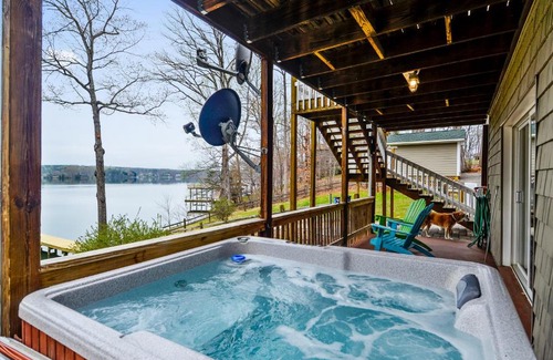 High Point House | Discover Piccolo Nido A Lago: Family & Pet Friendly Retreat
