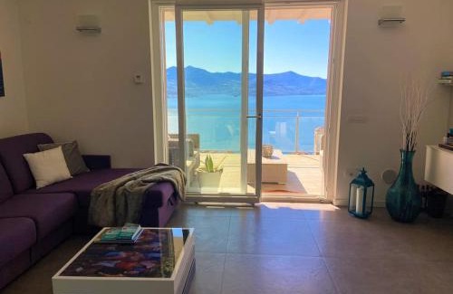 Zorzino Apartment | Tranquil Lake View Retreat with Private Pool & Pet-Friendly