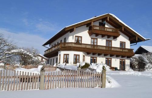 Bad Endorf Apartment | Oceanfront Haven at Pichler Roswitha - Rated 9.2/10!