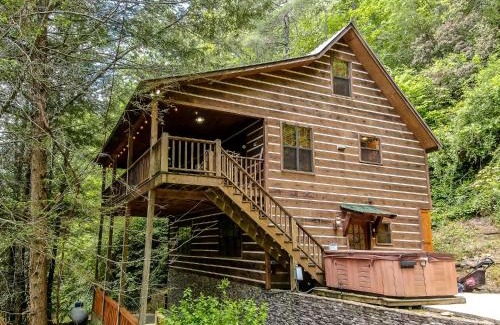 Blue Ridge House | Top-Rated PICK's Riverside Retreat with Hot Tub & Breakfast