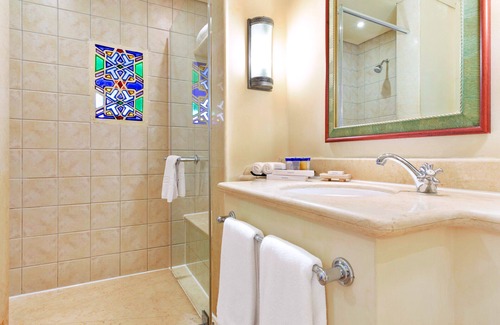 Port Ghalib Hotel | Idyllic Pickalbatros Oasis Port Ghalib with Ocean Views