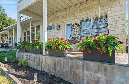 San Marcos House | Discover Pickett Place: Pool, Arcade & 25 Acres of Fun!