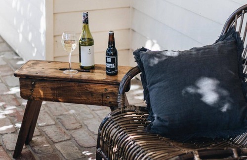 Beechworth Cottage | Discover Picketts Cottage: Ideal Retreat for Two Guests