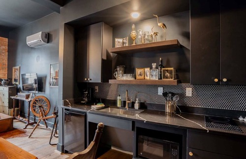 Covington Apartment | Discover Eight Unique Rooms at Pickle Factory Hotel