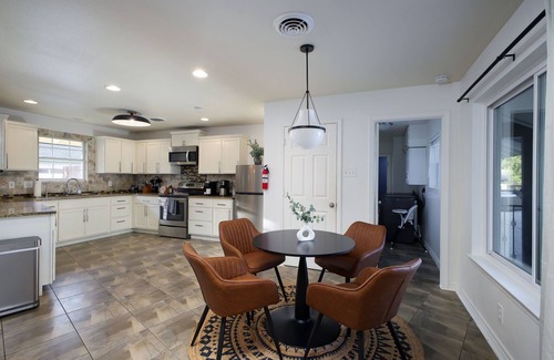 Castle Hills House | Pickleball, Pool & Fun Family Escape Sleeps 16