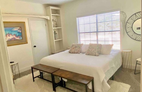 Cedar Creek House | Unforgettable Stay at Pickles & Cheese Chateau - 10/10 Rating