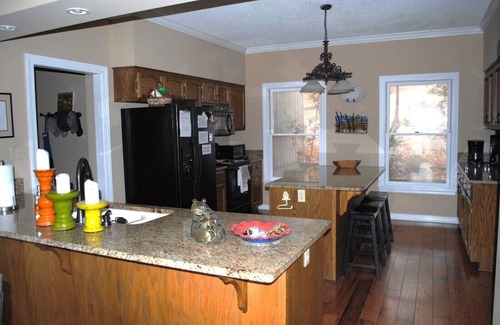 Lutts House | Scenic Pickwick Lake Front Home with Boat Dock & Family Amenities