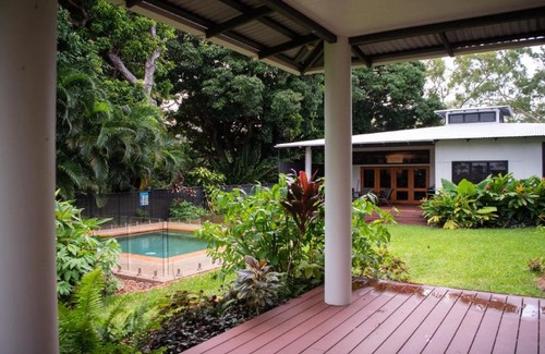 Picnic Bay House | Picnic House: Tropical Getaway with Pool & Pet-Friendly Stay