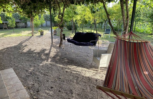 Santa Maria la Carita House | Idyllic Garden House Near Pompei Ruins - Family & Pet Friendly