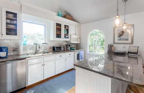 West Tisbury House | Modern Getaway Steps from Long Point Beach with Spa & Breakfast