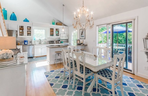 West Tisbury House | Modern Getaway Steps from Long Point Beach with Spa & Breakfast