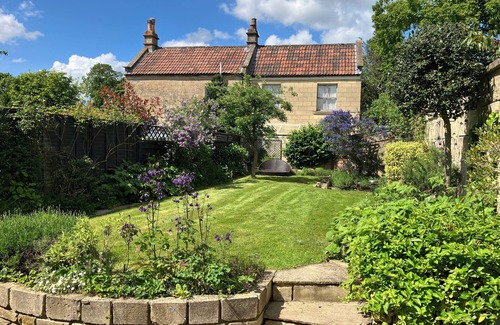 Combe Down Cottage | Charming Bath Stone Cottage with Kitchen & Breakfast Included