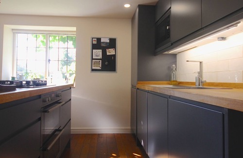 Ash Cottage | Idyllic Retreat for Two at Moat Farm Cottage, Kent