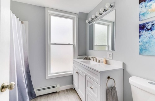 Costigan Apartment | Picturesque Riverfront Retreat with Family-Friendly Amenities