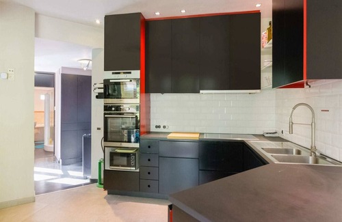 Wavre Villa | Scenic Villa with Private Pool and Breakfast Included