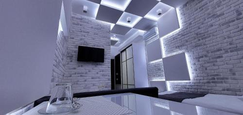 Rivne Hotel | Pidkova: A 4-Star Gem with Pool and Pet-Friendly Perks