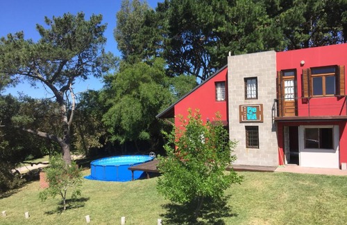 Sierra de los Padres House | Cozy Pie De Vía Home with Pool and Family-Friendly Amenities