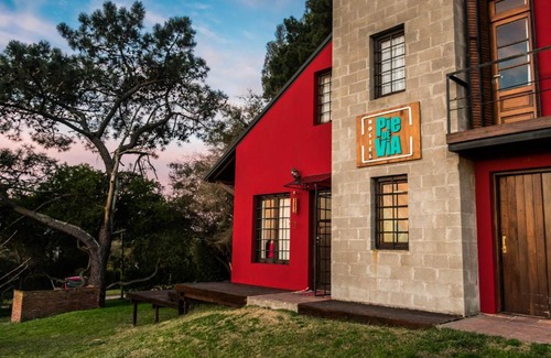 Sierra de los Padres House | Cozy Pie De Vía Home with Pool and Family-Friendly Amenities
