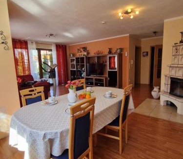 Neunburg vorm Wald Apartment | Discover Piece of Greece: 4-Star Family-Friendly Retreat