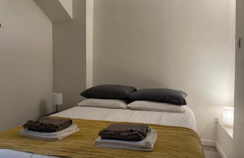 Centre Apartment | Cozy Retreat in the Heart of Montmorency - 8.7/10 Rated