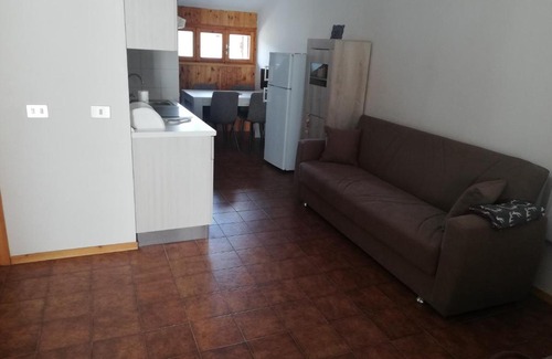 Scanno Apartment | Budget-Friendly Pied-à-Terre with Great Accessibility