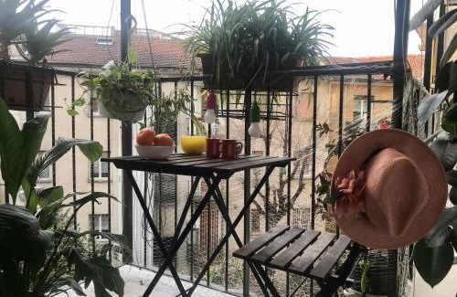 San Vittore Apartment | Inviting Pied à Terre Sant'Agostino with Breakfast Included